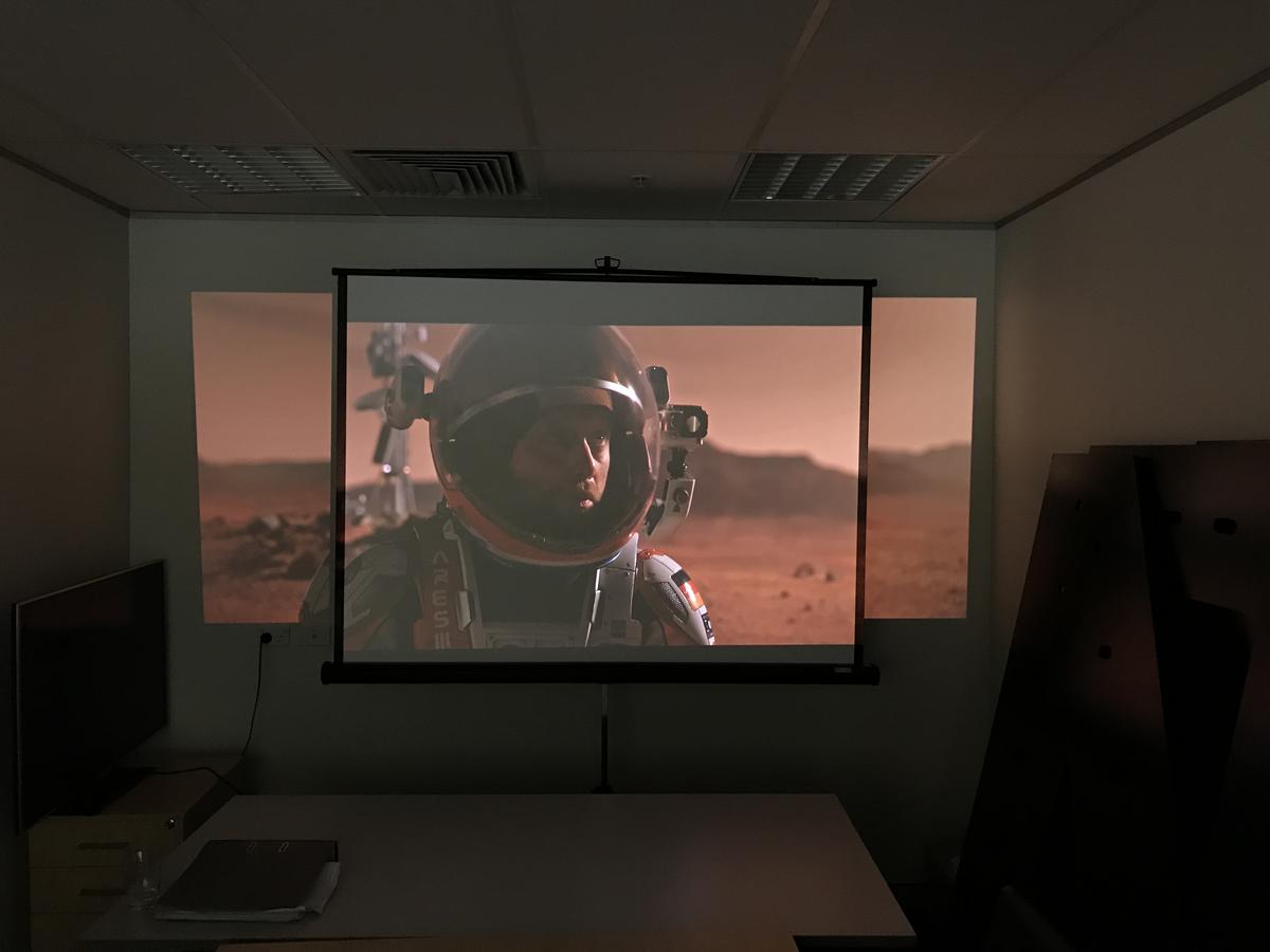 Which is Best for Your Home Theater, Projector vs TV?