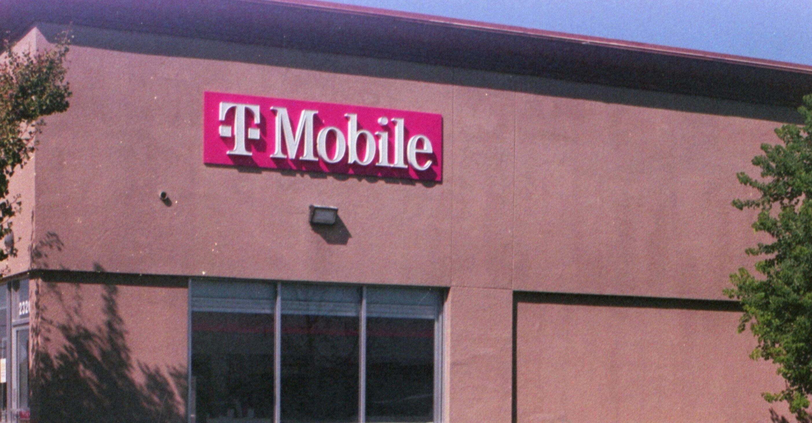 Top 10 T-Mobile-Compatible Devices for 2024